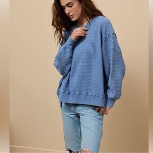 American Eagle Blue Big Hig Waffle Crew Neck Medium